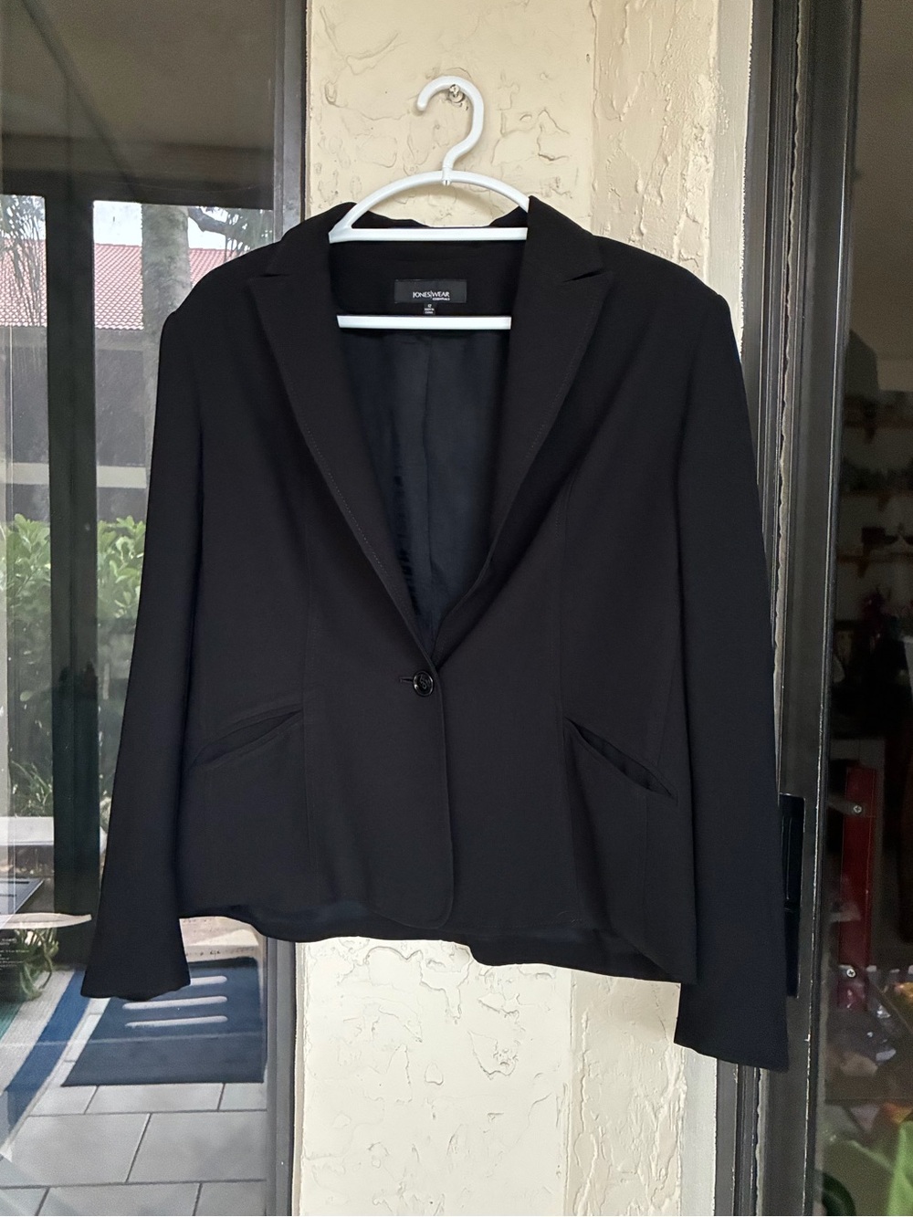 Jones Wear Essentials Black Single-Button Blazer Jacket Size 12